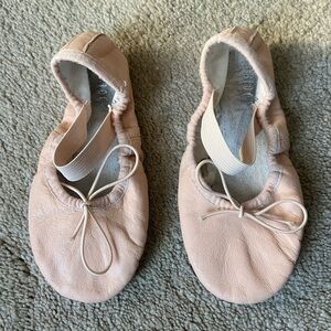 Bloch ballet shoes, pink leather, kids size 11